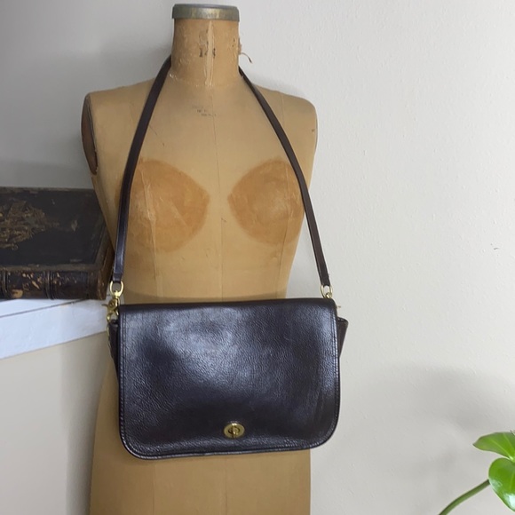 Vintage Coach Brown Shoulder Bag